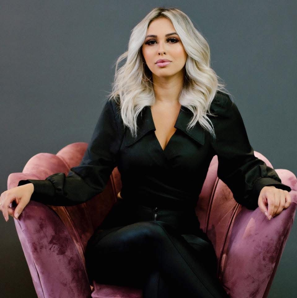 Ana Flavia Hair Professional